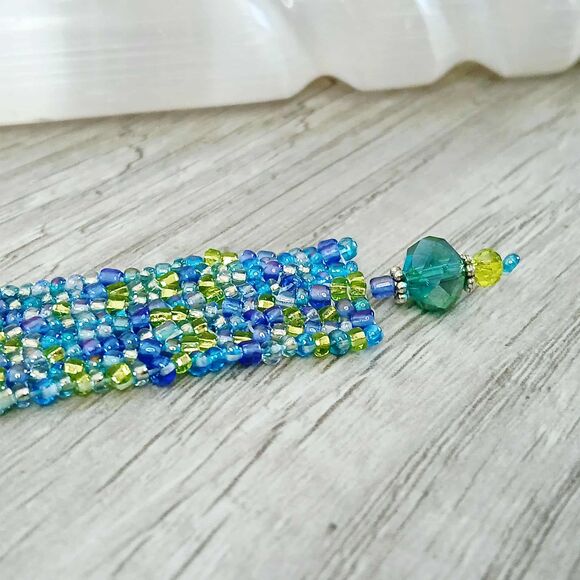Boho Chic Beaded Bracelet, Green & Blue Seed Bead Jewelry, Herringbone 6" - Picture 3 of 7